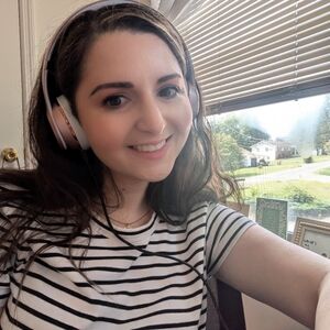 Meet your Posher, Kayla